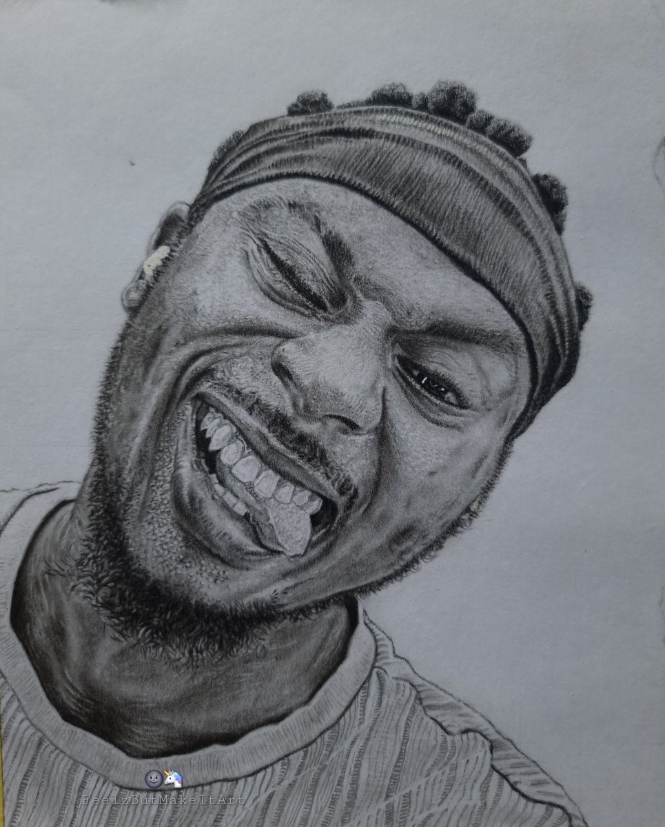 Drawing myself....🌚🦄
Then                                   Now