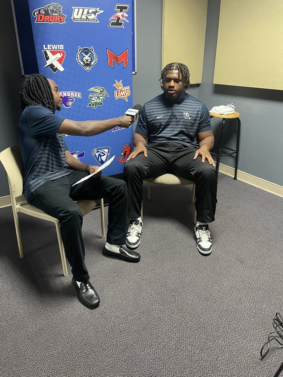 Isaiah Tate and Jacob McGhee interview each other at the #GLVCKickoff @lumo_fb @glvcsn <a href="/GLVCsports/">Great Lakes Valley Conference</a> #glvcfb