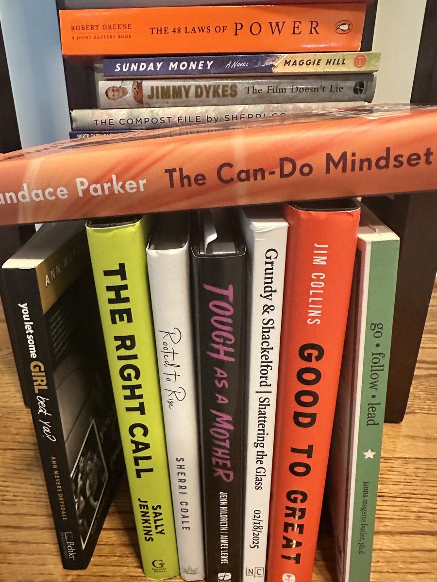 While watching #wnba w/ hoopers I put on loan my WBB book library &amp; asked each to find a book, read &amp; learn about history of gm.When I was their age, didn’t have this option. Trying to teach the history!