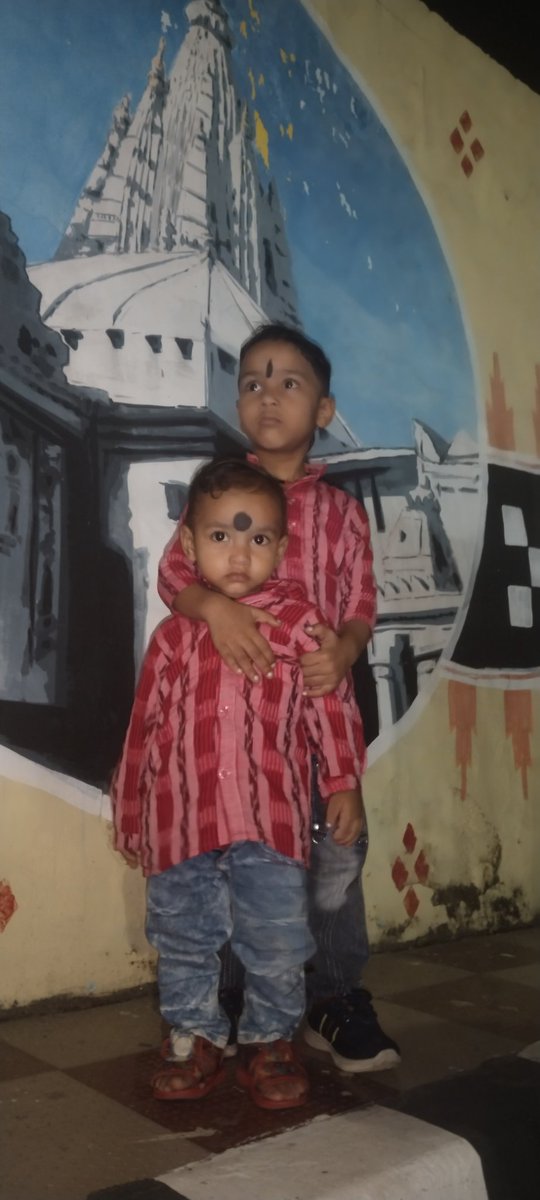 HariMeher3's tweet image. ଆମର କଲା, ସଂସ୍କୃତି, ସାହିତ୍ୟ ଆର୍ ପିନ୍ଧନ୍ ଉଢ଼ନ୍ କେ ପରିଚିତ କରିଥିବାର୍ ଗୁରୁ ସତ୍ୟ ନାରାୟଣ ବହିଦାରଙ୍କର୍ ଜନମ୍ ବାର୍ଷିକୀଥିଁ ତାଙ୍କୁ ଭାବ୍ ଭକ୍ତିର୍ ଶ୍ରଦ୍ଧାଞ୍ଜଲି ଜନାବାର୍ ସାଙ୍ଗେ ସାଙ୍ଗେ ସମ୍ବଲପୁରୀ ଦିନ୍ ର ସମକୁଁ ଗୁରୁଦୁଟେ ଶୁଭେଚ୍ଛା ଆର୍ ଅଭିନନ୍ଦନ୍ ଜନଉଛେଁ। 
ଯେ ମା ସମଲେଇ 🙏
#sambalpuriday