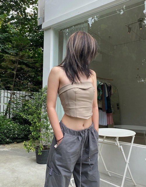 secondhand321's tweet photo. ส่งต่อเสื้อเกาะอก Melt in moment 🤎 มือ1 

Size S (อก 32-33 ยาว 11)

🎠 ส่งต่อ 200.- รวมส่งค่า from 490.- ปล่อยต่อเพราะคับใส่ไม่ได้
#ส่งต่อเสื้อผ้า #ส่งต่อเสื้อมือสอง #ส่งต่อเสื้อผ้ามือสอง #ส่งต่อเสื้อผ้ามือ2 #ส่งต่อเสื้อผ้าราคาถูก #โล๊ะตู้ #เสื้อเวียดนาม #เสื้อผ้าเกาหลี #เกาะอก https://t.co/xUG8Pj8pxR