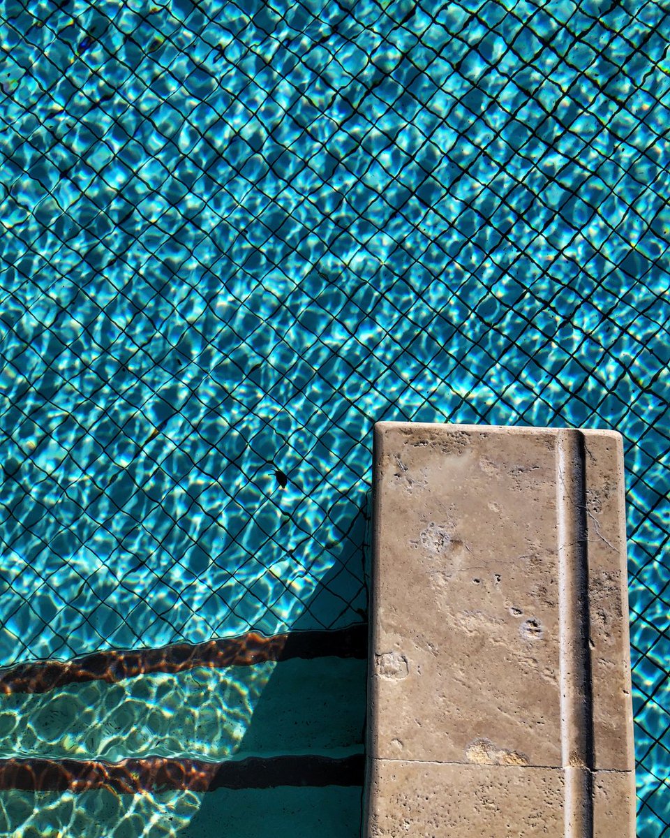 BlueWaterPoolCo's tweet image. 🧽 Skip the hassle—our weekly pool cleaning covers brushing, skimming, vacuuming &amp;amp; more. You swim, we clean.

👉 bluewaterchemical.com/cleaning-servi…

#CleanPoolDreams