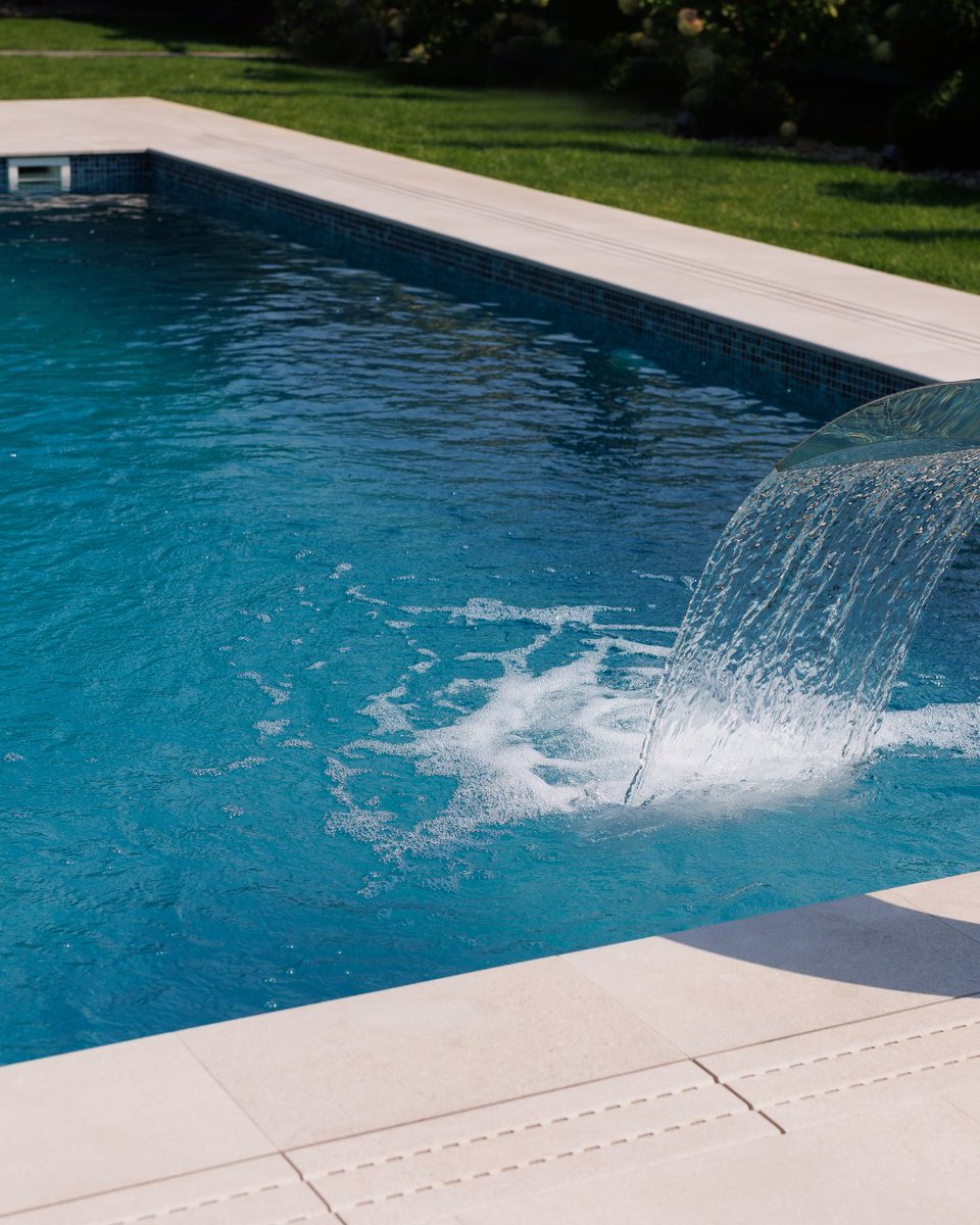BlueWaterPoolCo's tweet image. Own or manage a property with a pool? Let Blue Water keep it safe, clean, and guest-ready all season long.

🏢 bluewaterchemical.com/property-manag…

#PropertyManagerPro