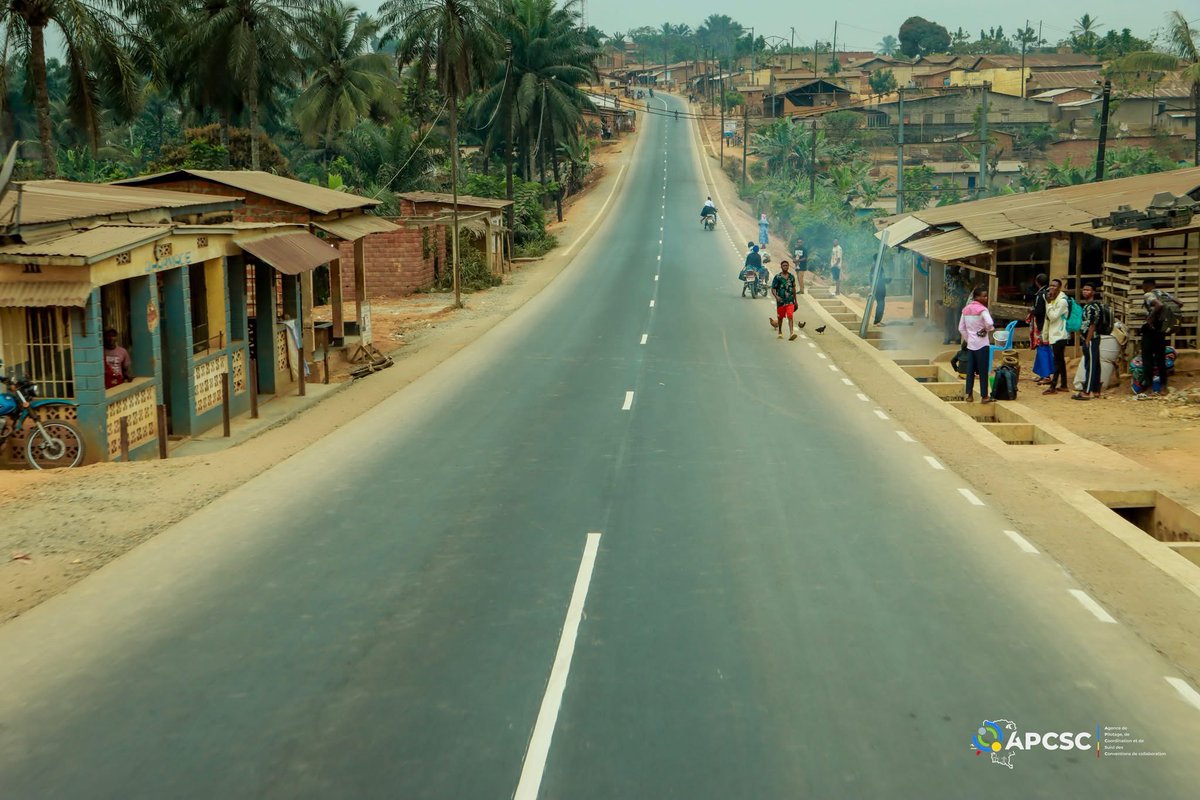 SISC (@sisc_sa) on Twitter photo #Infrastructure|📍#Kongo_Central :Inspection des travaux sur la route Manterne–Tshela–Singini au Kongo-Central
Le DG de l’APCSC a effectué jeudi 31 juillet 2025 une mission de suivi et d’inspection sur ce tronçon
Ce projet, financé par la <a href="/SICOMINES/">SICOMINES S.A.</a> , inscrit dans le cadre du #Infrastructure|📍#Kongo_Central :Inspection des travaux sur la route Manterne–Tshela–Singini au Kongo-Central
Le DG de l’APCSC a effectué jeudi 31 juillet 2025 une mission de suivi et d’inspection sur ce tronçon
Ce projet, financé par la <a href="/SICOMINES/">SICOMINES S.A.</a> , inscrit dans le cadre du