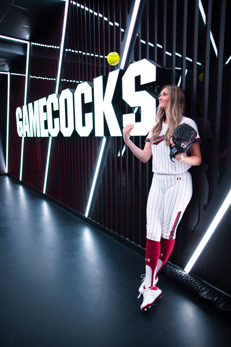 D1Softball (@d1softball) on Twitter photo “I want to be grown, developed, pushed… I want to reach the maximum performance. I really want to show Little Emma that her dreams can come true.”
<a href="/emmagfriedel/">Emma Friedel</a> x <a href="/GamecockSoftbll/">South Carolina Softball</a>
Meet Emma Friedel👇
🔗 d1softball.com/meet-emma-frie… “I want to be grown, developed, pushed… I want to reach the maximum performance. I really want to show Little Emma that her dreams can come true.”
<a href="/emmagfriedel/">Emma Friedel</a> x <a href="/GamecockSoftbll/">South Carolina Softball</a>
Meet Emma Friedel👇
🔗 d1softball.com/meet-emma-frie…