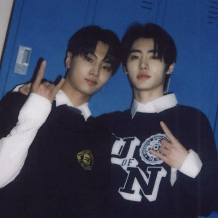 #엔진트친소 #엔진 
흑백즈는 사랑임