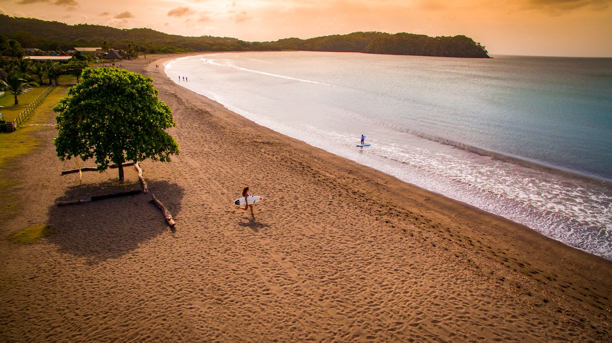 🌴 Isla Perro (San Blas) y Playa Venao han sido reconocidas entre las 100 playas más icónicas del mundo.

Dos joyas panameñas que reflejan la riqueza natural y el encanto único de nuestras costas. 🇵🇦
#Panamá #Top100Beaches 

Mira la noticia aquí 👇 f.mtr.cool/pparaglqlw