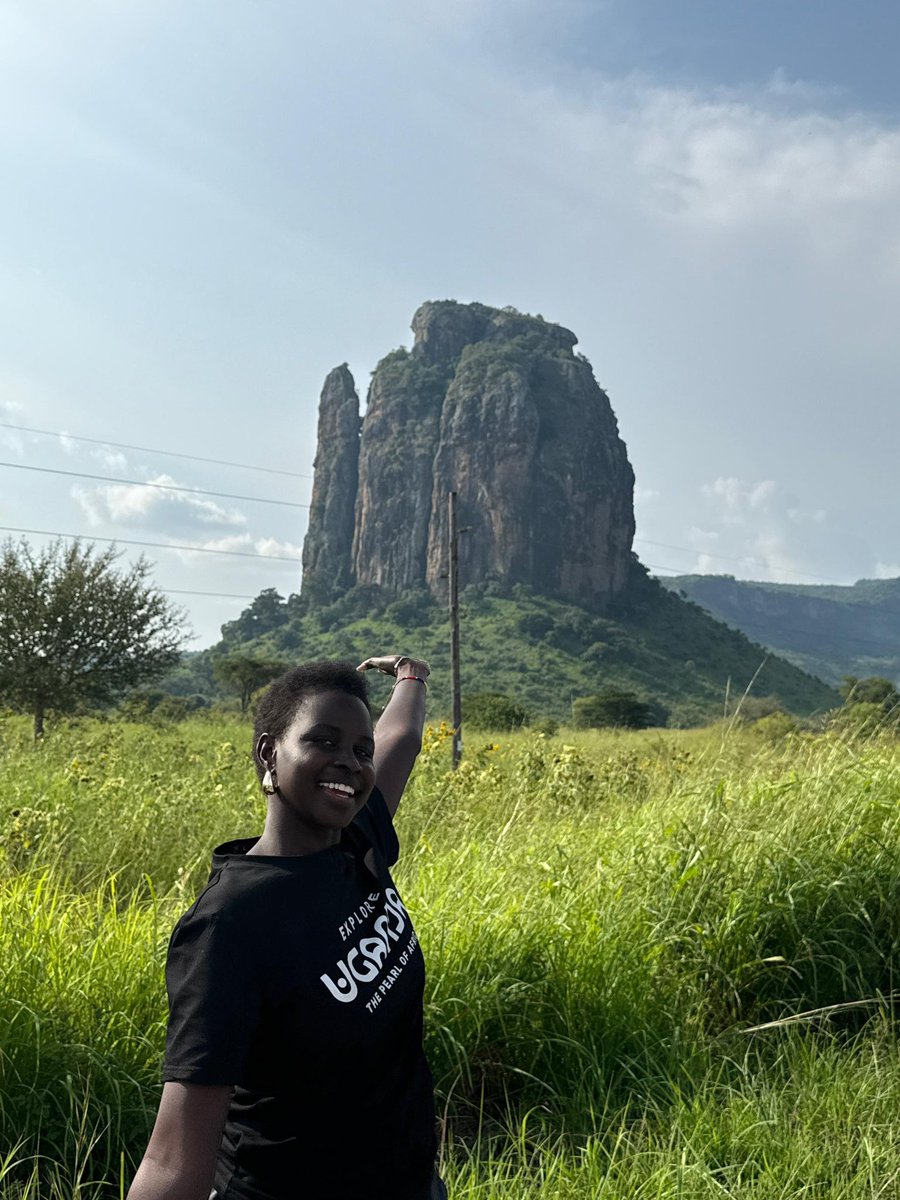 Uganda, the Pearl of Africa, is a land painted with breathtaking landscapes—from lush rolling hills and  to misty mountains and golden savannahs.
Took this beautiful photo on my way to Moroto as we crown the new <a href="/misstourismUga/">MISS TOURISM UGANDA-PA</a> karamoja! 
<a href="/ExploreUganda/">Explore Uganda 🇺🇬</a>
<a href="/TourismBoardUg/">Uganda Tourism Board</a>