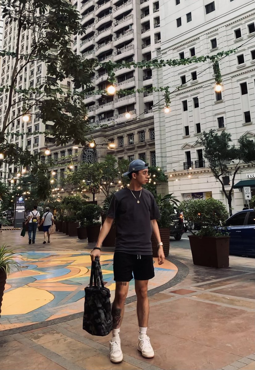 urmichaelangelo's tweet image. 🖤