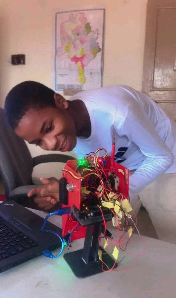 Khalifa Aminu has demonstrated his genius by developing the first robot in the Hausa community capable of speaking and detecting objects in the Hausa language.

This robot communicates fluently in Hausa, exhibiting human-like intelligence. It understands Hausa questions and—