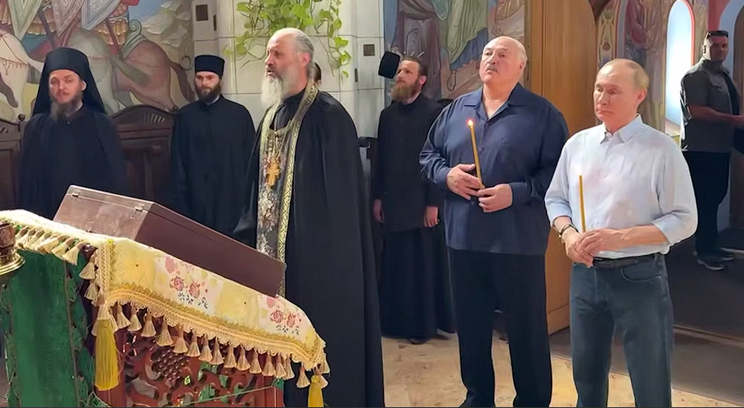 Ничего более циничного и отвратительного вы сегодня уже вряд ли увидите, как всё же везёт этим людоедам-безбожникам, что бога нет.