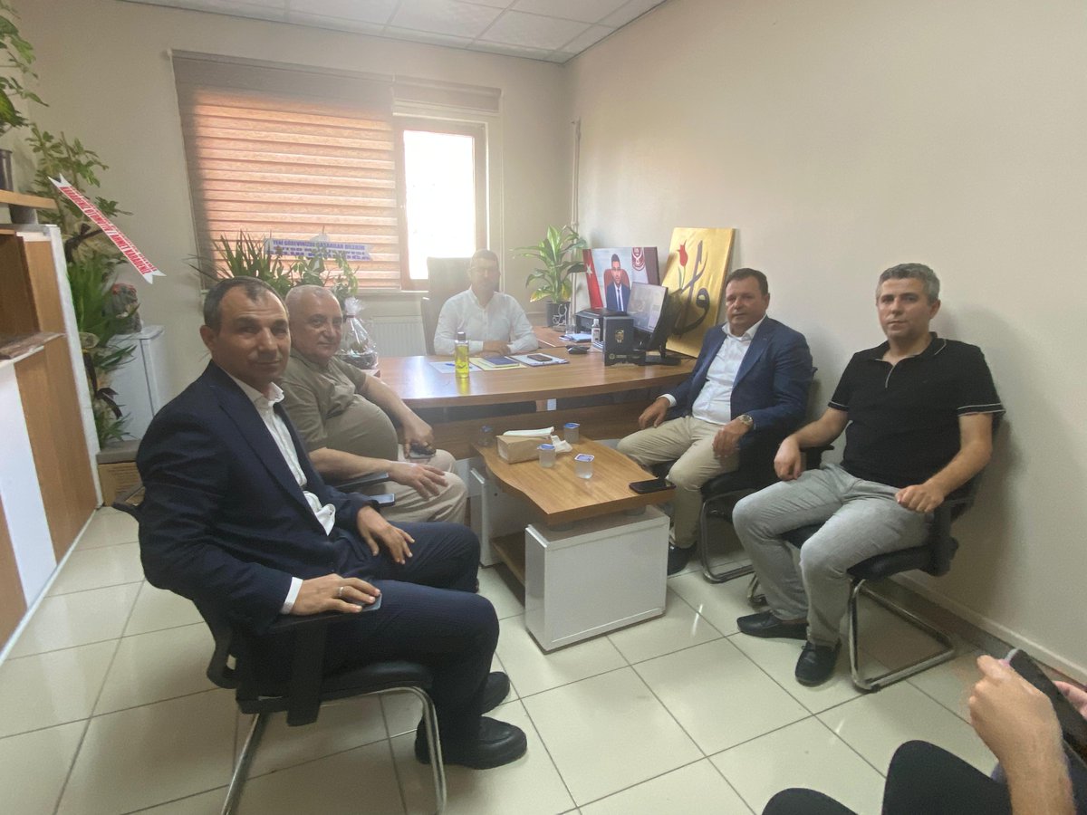 📌 Şanlıurfa Kamu Hastaneleri Birliği Ziyareti

Yönetim Kurulu Başkanımız Sn. Mehmet Yetim ve Yönetim Kurulu Üyemiz Sn. Yılmaz Güvenç ve Meclis Üyemiz Sn. Ahmet Bulut, Şanlıurfa Kamu Hastaneleri Birliği Başkanı Doç. Dr. Ahmet Güzelçiçek’e hayırlı olsun ziyaretinde bulundu.

🔹