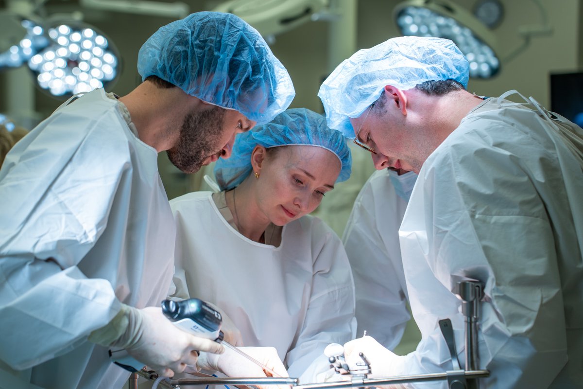 CAMLSTAMPA's tweet image. Surgeons about to begin their surgical oncology fellowships recently came to CAMLS for an intensive program focused on strengthening foundational knowledge and technical skills in HPB surgery. 
@MoffittNews @DanielAnayaMD @mhepatobiliary  @DenboJw