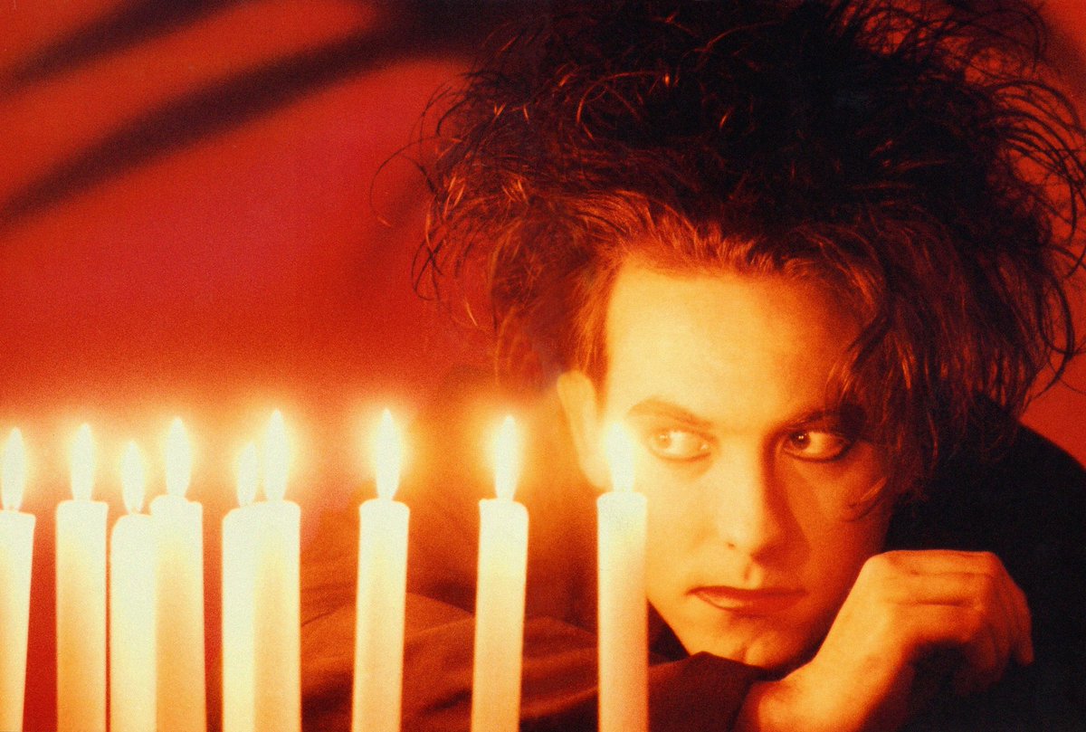 Robert Smith 1989
The Cure 'Stills' Book
📸 Paul Cox