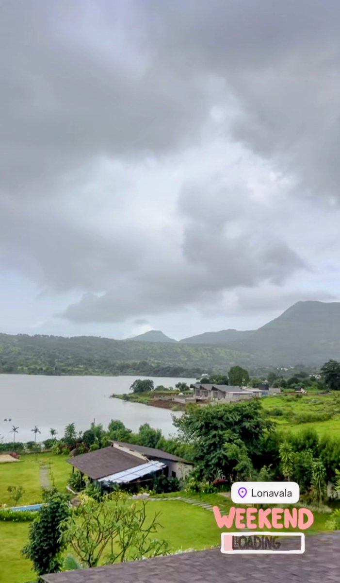 _forshehnaaz's tweet image. is @ishehnaaz_gill on vacation? 🍃❤️

#shehnaazgill #Lonavla 
#vacation #trip