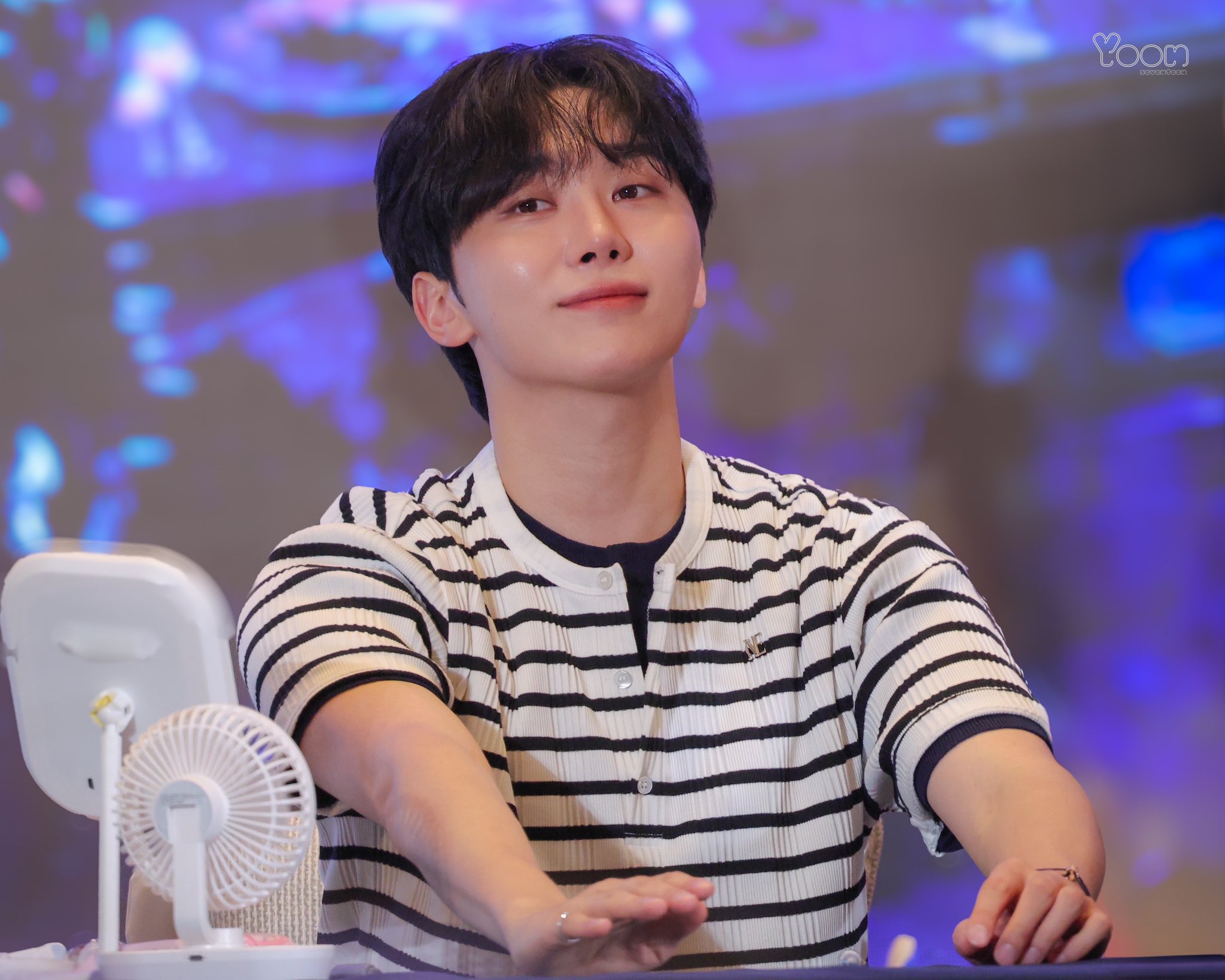 SEVENTEEN WITHFANS 広州ヨントン YZY THE8 📸 FOTO • 29.07.25] Fotografías de #THE8 durante el fansing