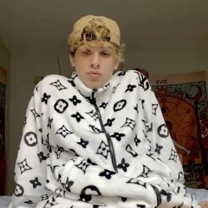 greenslyo7's tweet image. #NewProfilePic 
What more can I say i love me if no one does 😩🍆🍑😋