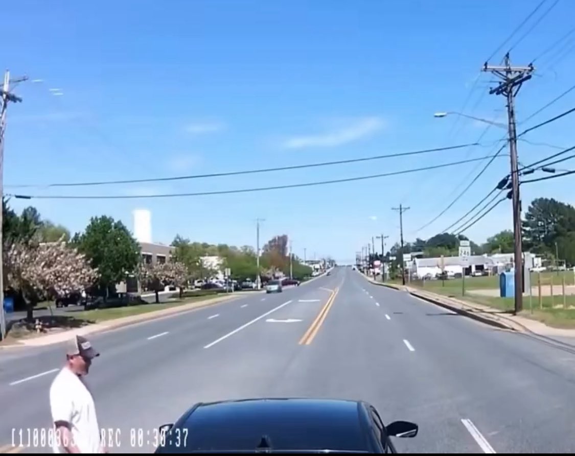 Building 7 didn’t kill himself tweet media