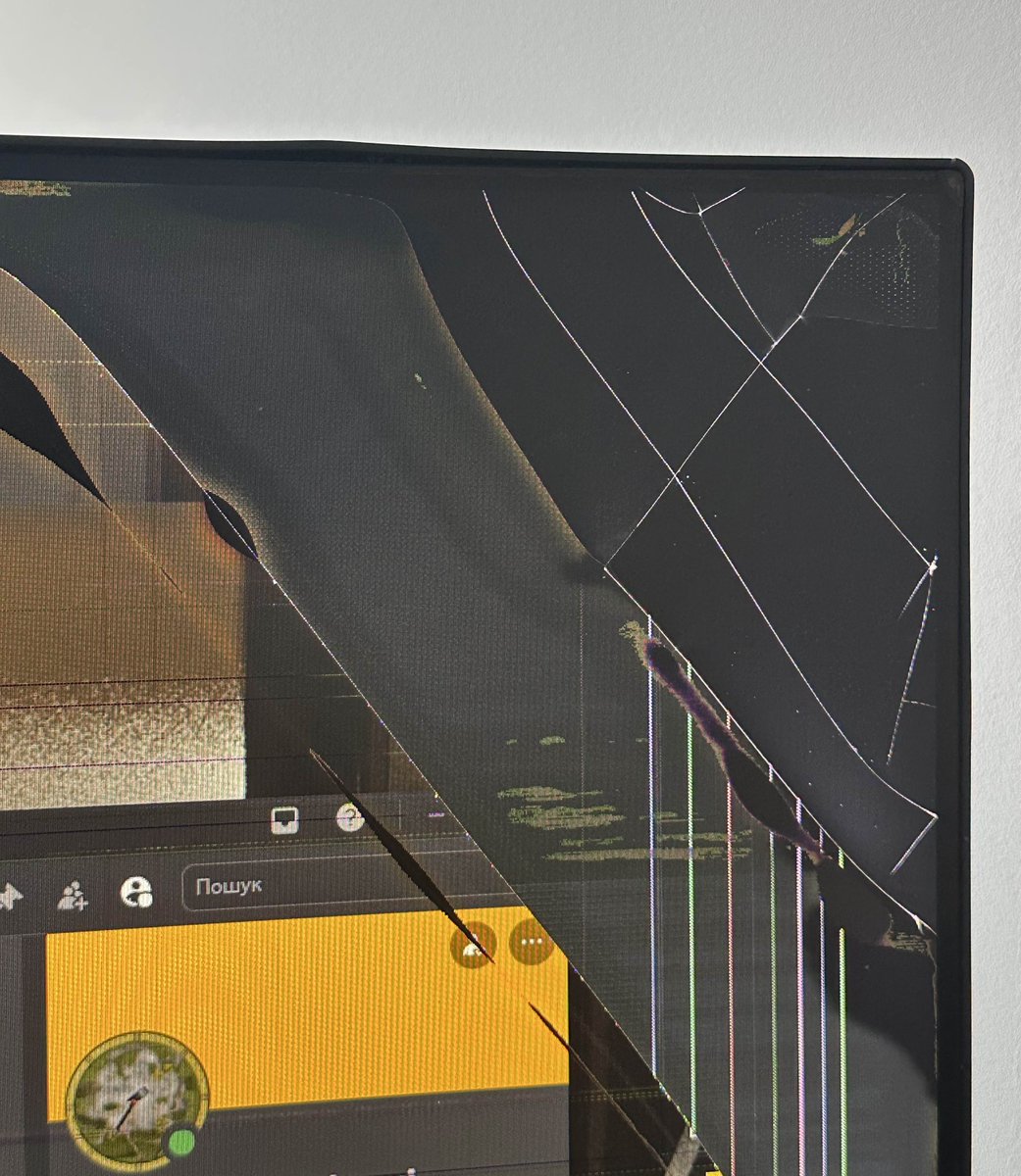 Hey fellas, had a little oopsie, and my monitor got damaged during the move to a new place. Bumps my work at art quite a lot, so I thought to ask for a little helping hand from the willing while I try to grind a bit myself.
For the charitable: ko-fi.com/skullibazer/go…