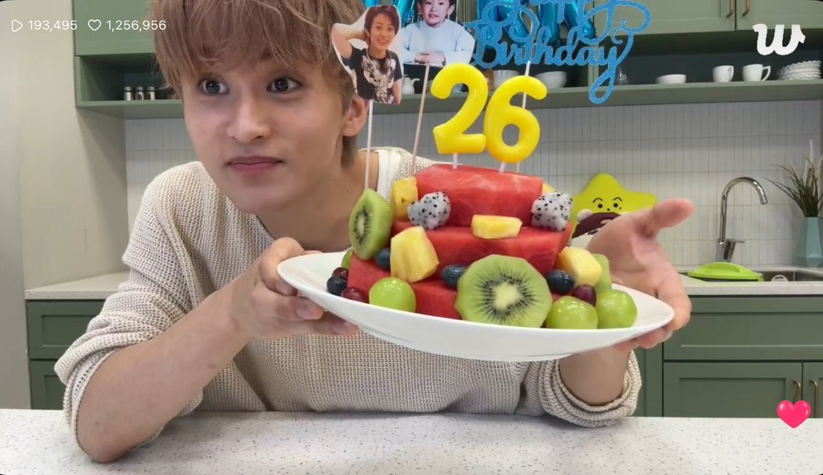 happy n’mark dayy

สุขสันต์วันเกิดคับ ขอให้มีความสุขอยู่เสมอน้า ได้พักผ่อนเยอะๆ กินอิ่มนอนหลับ ขอให้จากปีนี้ไปม้าคประสบความสำเร็จไปเรื่อยๆ ให้สมกับที่เหนื่อยและที่พยายามมาตลอด รักนะ <3

#다시느껴_마크의_1999
#26JourneyswithMark