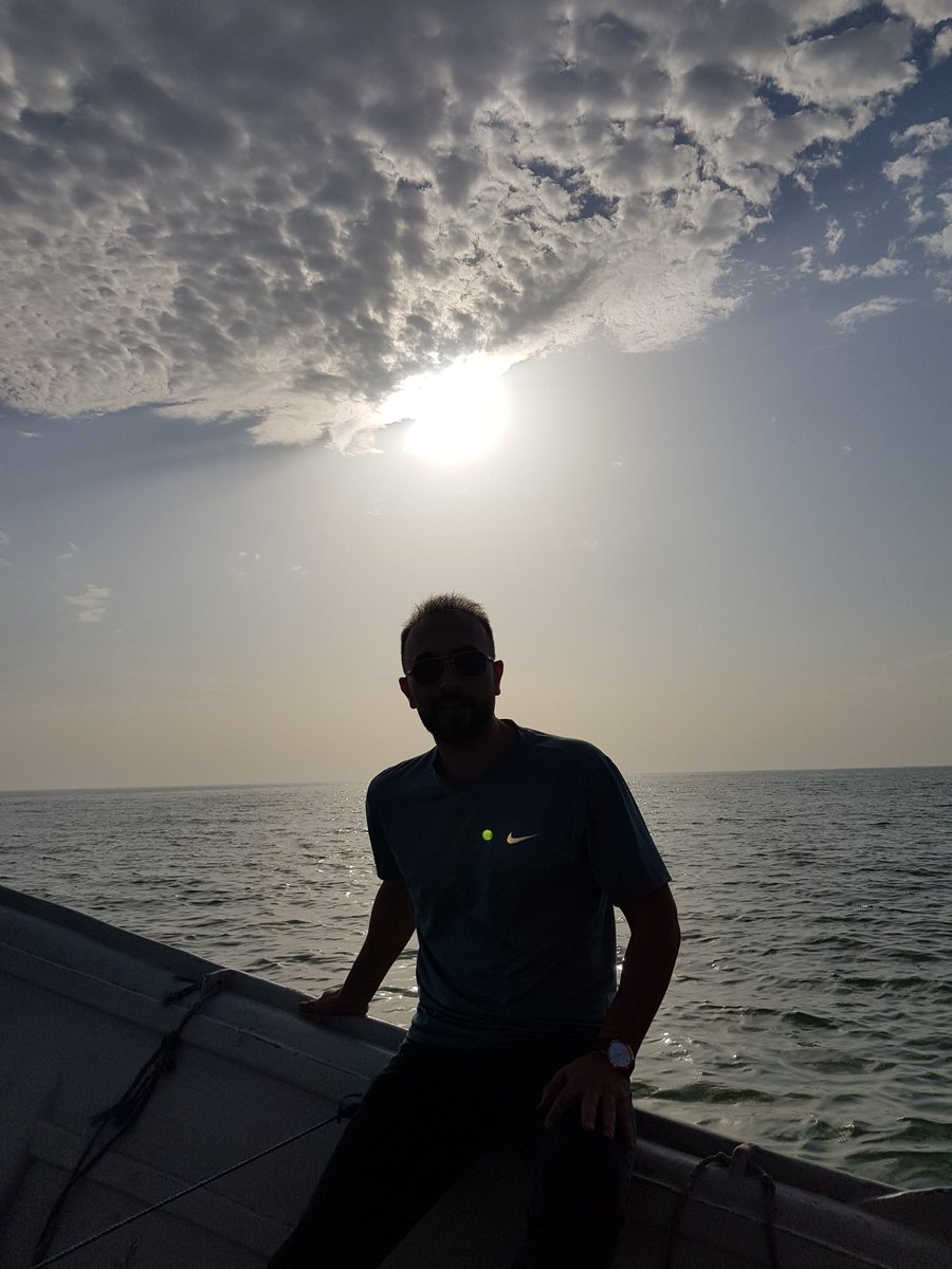 The silence of the sun, the roar of the sea...