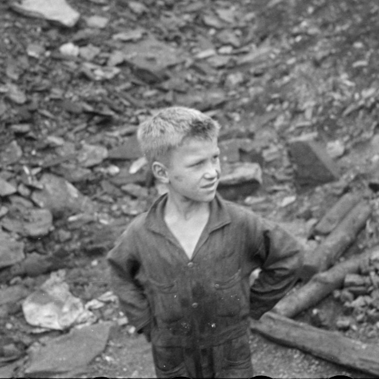 ben shahn's portraits of children scavenging coal from the slag heaps of nanty-glo, pennsylvania (1935)