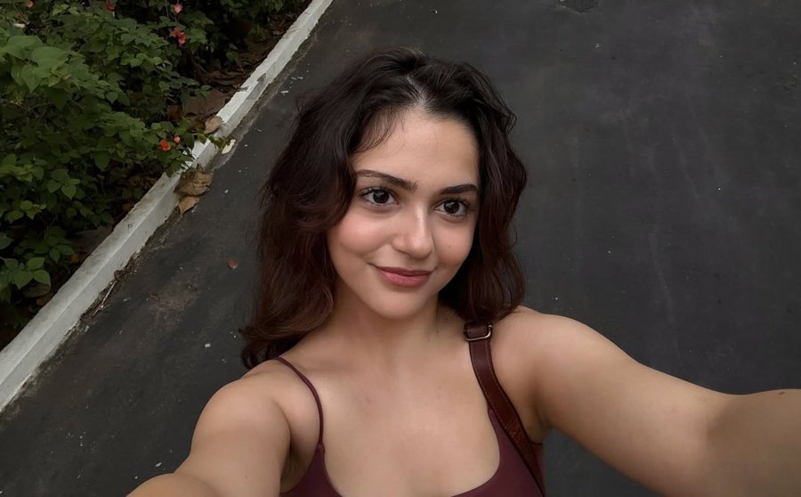 manmarziiyaan's tweet photo. doll face https://t.co/eDZbTwMUKk