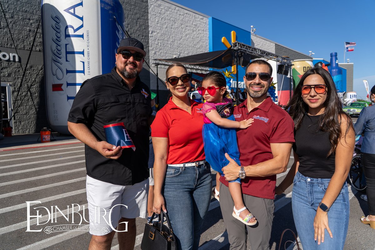 🎉 Big cheers to Walmart for the grand reveal of their renovated store at 1724 W. University Dr., Edinburg, TX! 🌟 With modern displays making shopping a breeze and a weekend full of community festivities, it’s the perfect time to explore. Come celebrate &amp; enjoy the fun! 🛒❤️
