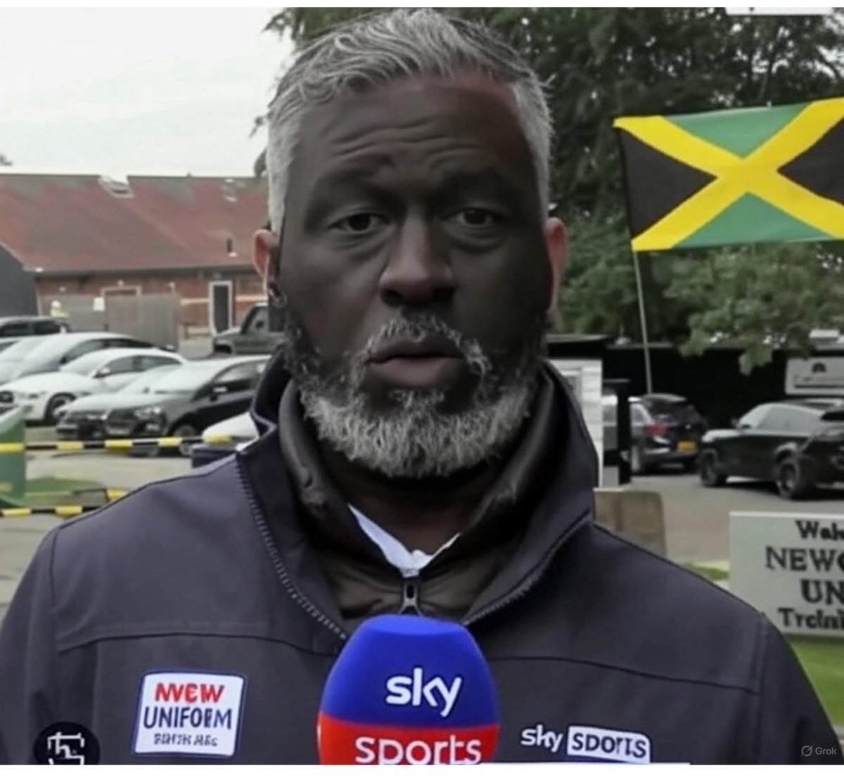 Jeffsquire0808's tweet image. “We be strange, wag wan e’ting awry.”