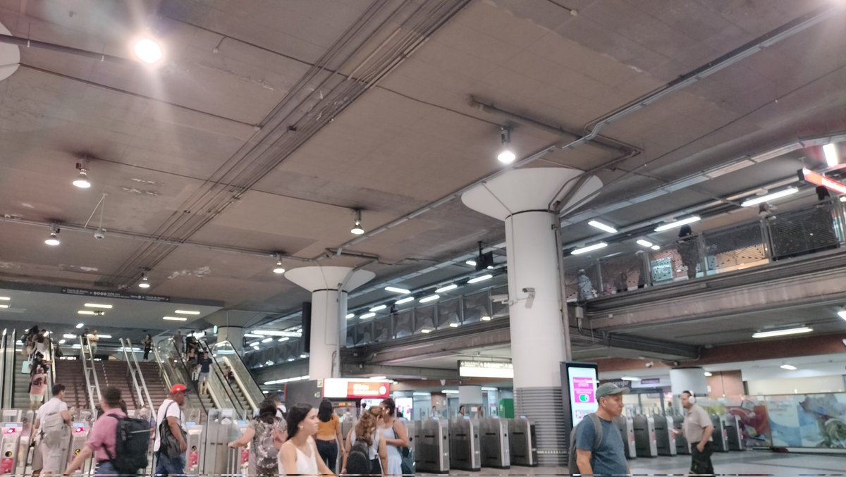 This station is Exeter St. de!vi ≷ tweet media