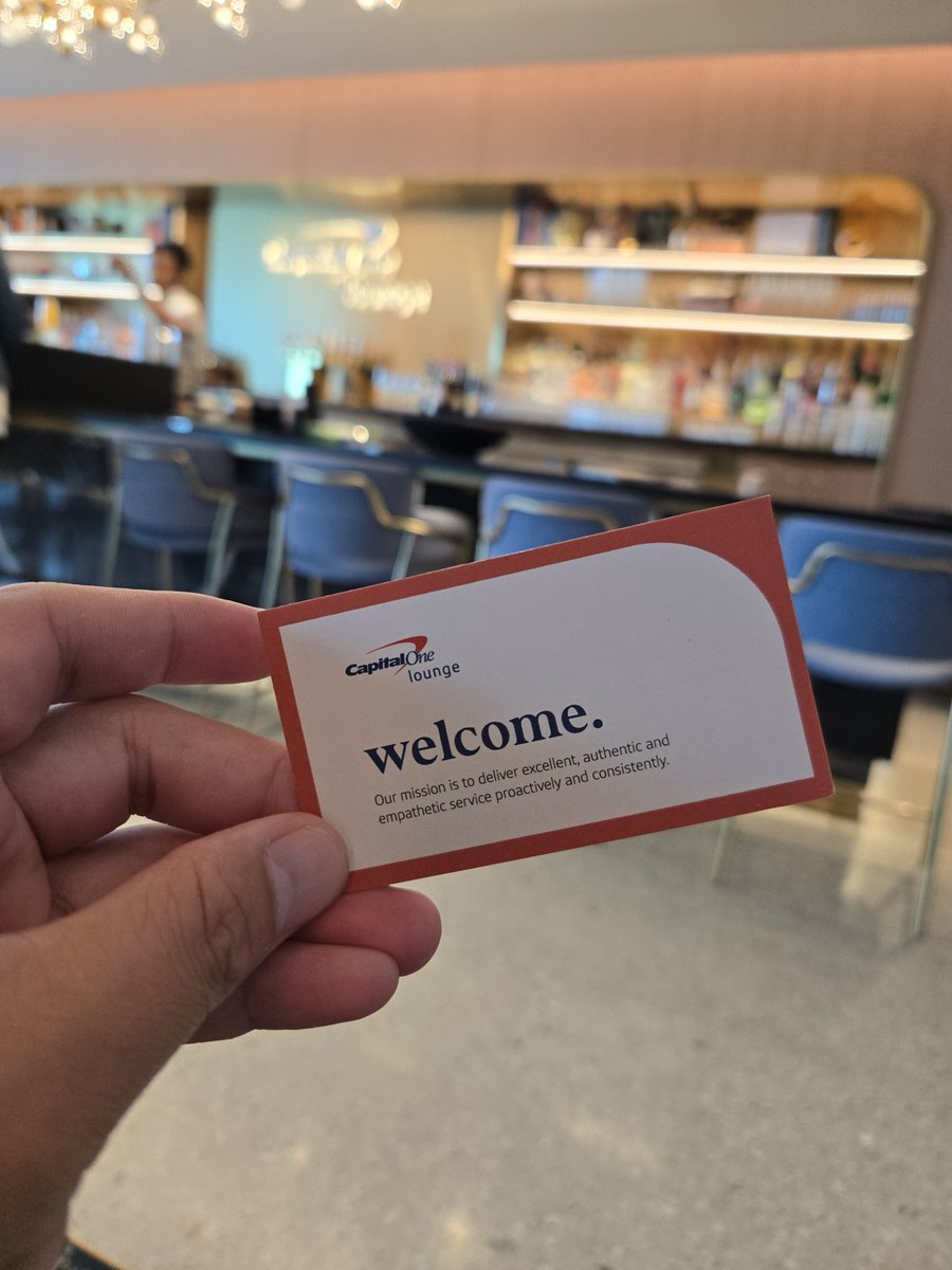 JVent18's tweet photo. Enjoyed the lounge @capitalone! Thanks! https://t.co/VB0Knpoj83