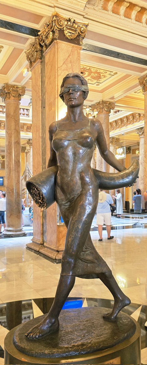 Bazı şeyler, zamanı gelene kadar gizli kalır...