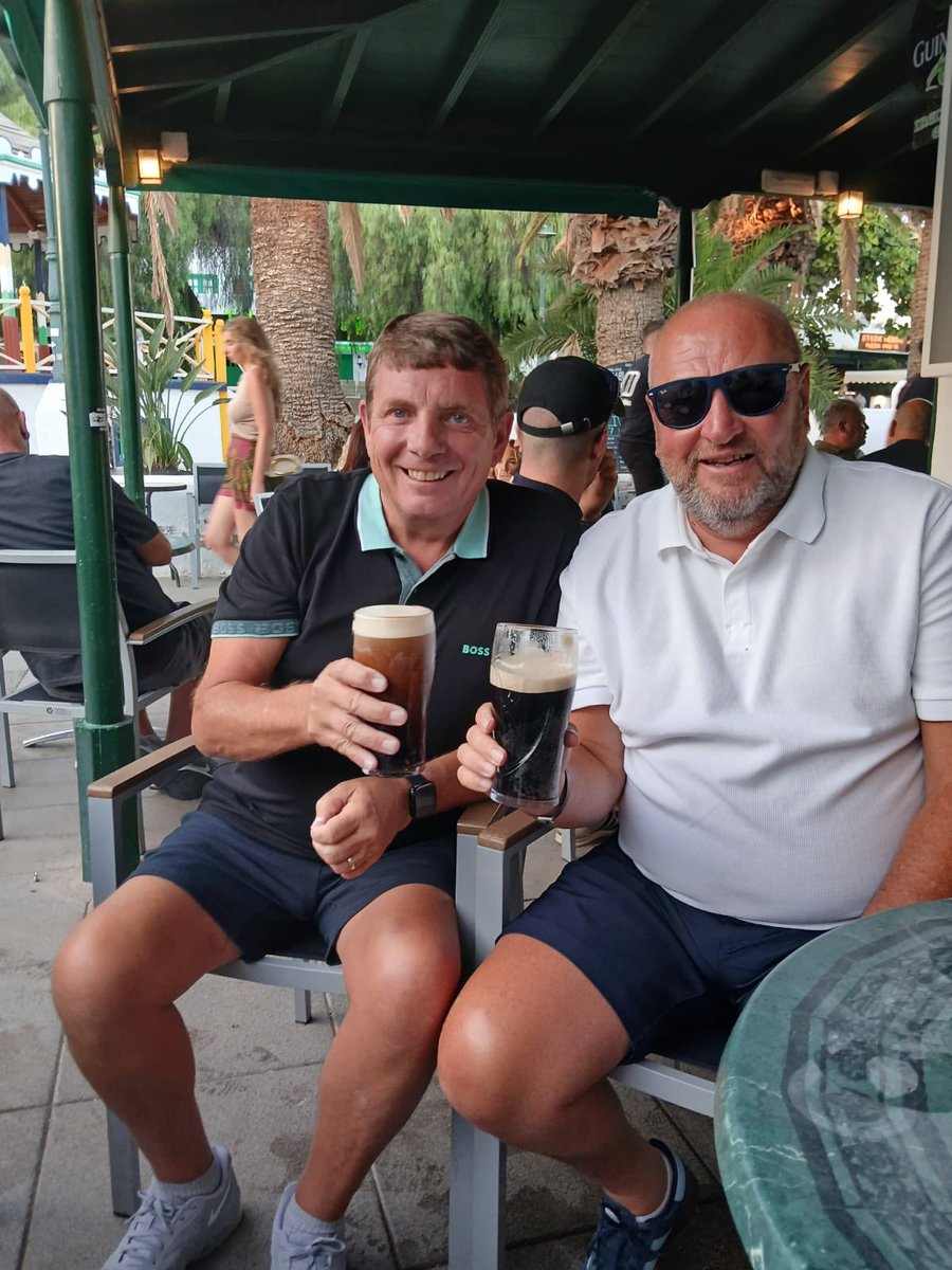 Ian Williams (@cfc_williams) on Twitter photo Brilliant week away in <a href="/lanzarote/">Lanzarote 🌋🇪🇸</a> surprised the family by gatecrashing their hols then bumped into a true mate while here #familyandfriends #makingmemories Brilliant week away in <a href="/lanzarote/">Lanzarote 🌋🇪🇸</a> surprised the family by gatecrashing their hols then bumped into a true mate while here #familyandfriends #makingmemories