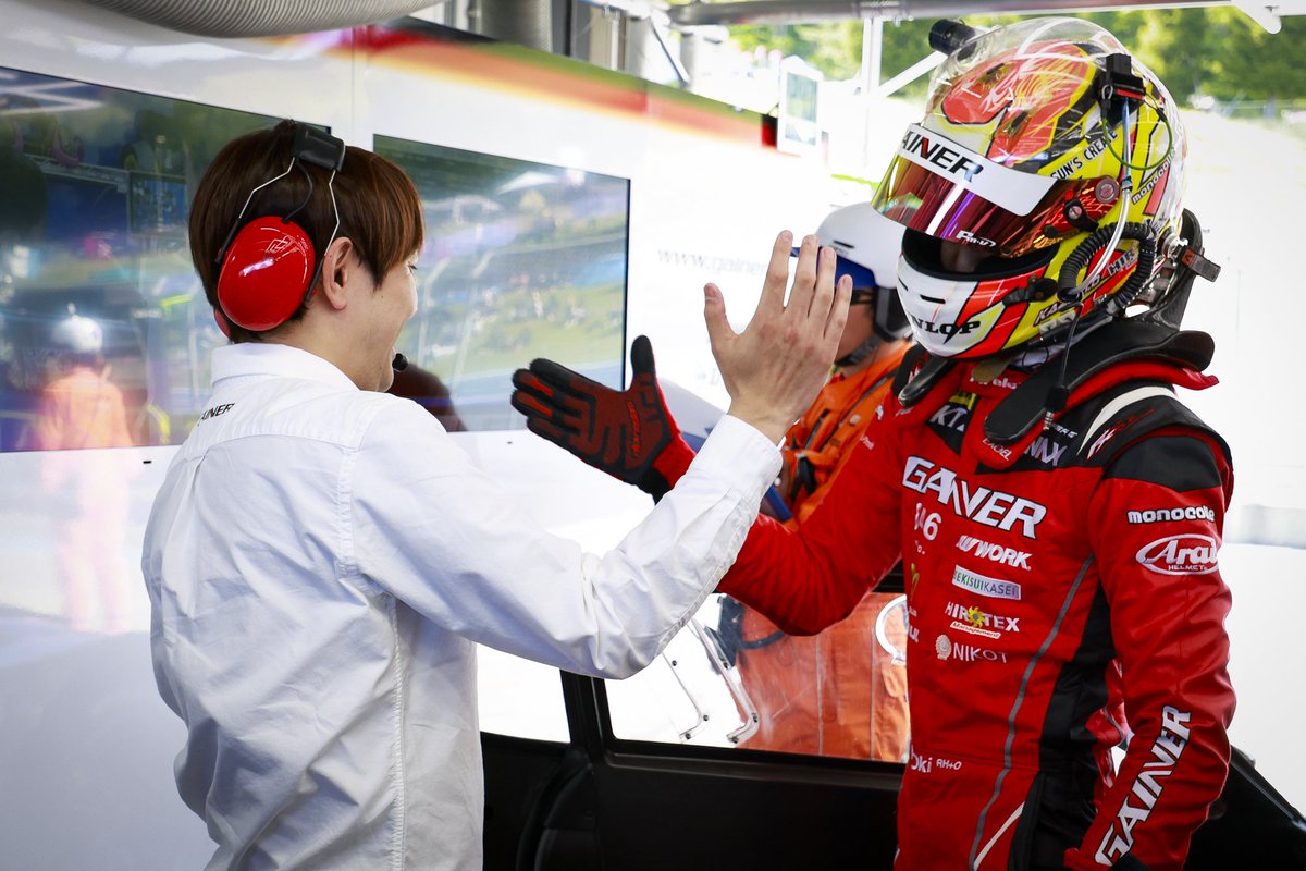 久しぶりのSUPERGT！
僕は明日のレース1担当です。
デビューした年にスプリントカップがなくなってしまったのでSGTでははじめて一人で走ります。
どんな展開になるか楽しみ！

#TANAX
#GAINER
#SUPERGT