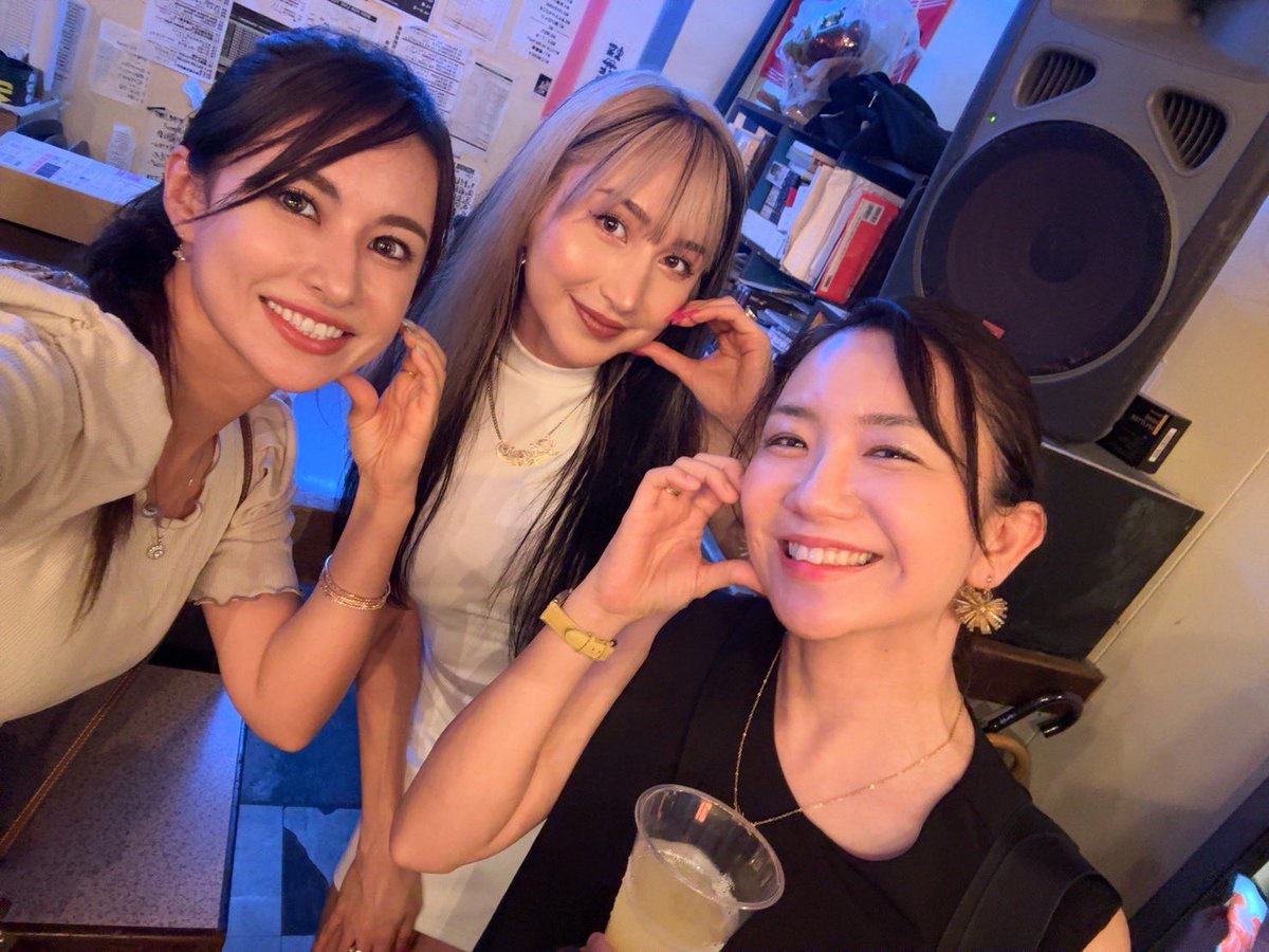 kobayuiko's tweet photo. ニイナとデート❤️
#standupcomedy
#okinawa https://t.co/nOguovautA