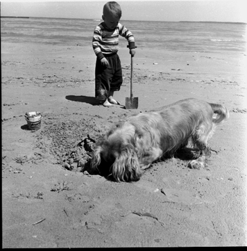 We cannot believe it is already August! 
We will be closed on Monday August 4th for the civic holiday, and will re-open on Tuesday August 5th. Enjoy the long-weekend!
Photo from the London Free Press Collection of Photographic Negatives, 1954.
