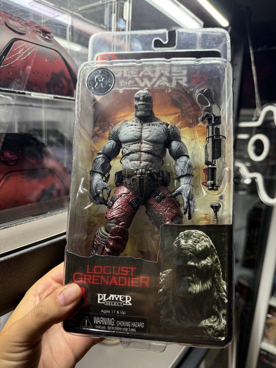 Day 52/365 Locust agranadier exclusive from <a href="/ToysRUsEsp/">Toys R Us España</a> <a href="/GearsofWar/">Gears of War</a> #gearsofwar
