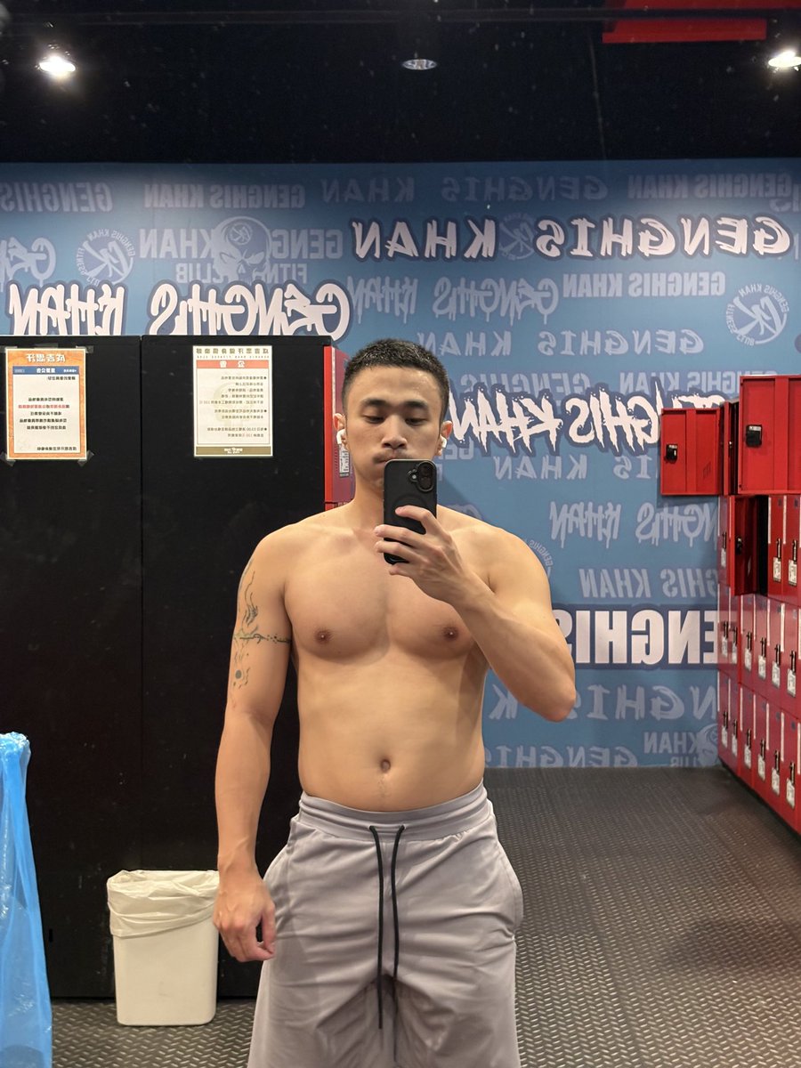 不小心…嘟嘴…