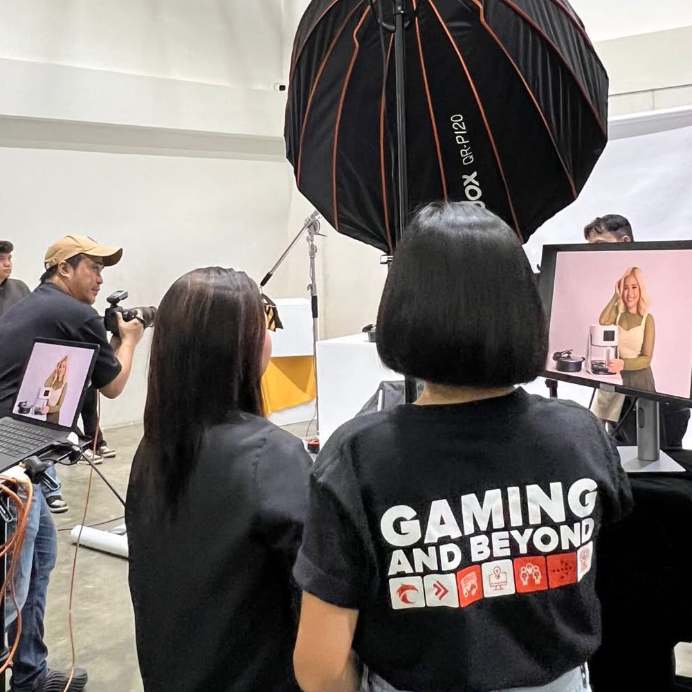 Nazlibulot tweet media