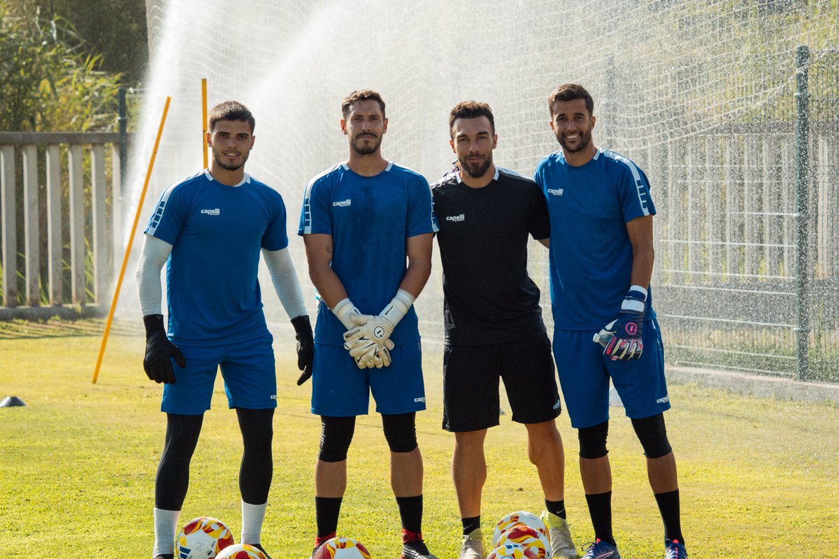 😬 | Disimula, que ahí viene la que te gusta.