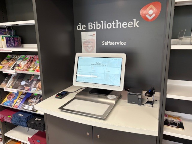 En hier weer een mooie installatie van onze Ruby zelfservice, gerealiseerd door onze partner <a href="/xafax/">Xafax</a>   in de bibliotheek Westland, locatie Honselersdijk.
dialocidlibrary.com/nl/bibliotheek…
#zelfservicebibliotheek #RFIDbibliotheek #bibliotheekoplossingen