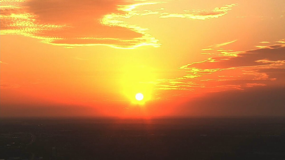 Here is a beautiful sunrise this morning over San Antonio...

Send us your weather photos or video --> news4sanantonio.com/chimein