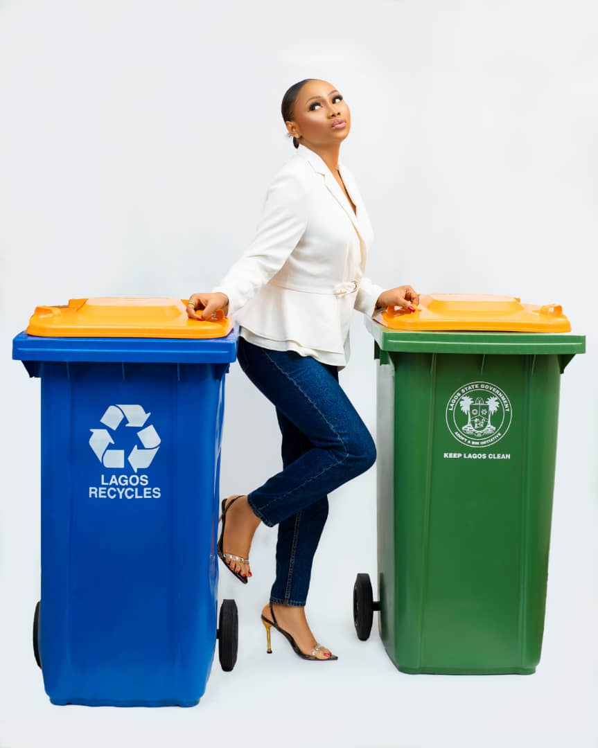 vivacitydevt's tweet photo. Teaming up with @lawma_gov &amp; @Lawmasmartbin for the Adopt-A-Bin initiative! 

These RFID-enabled bins promote smart waste disposal &amp; a cleaner Lagos.
Join the CSR drive now!

📞 +2348137603115
🔗 Link in @VivacityPR bio

#CleanLagos #CSR #VivacityPR #SmartBins #ClimateAction https://t.co/24ChH24o1k