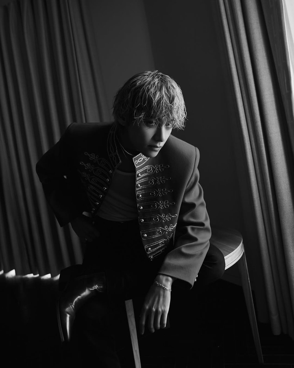 UniversBTS_'s tweet photo. (2/2) https://t.co/p4bGCEwZkv