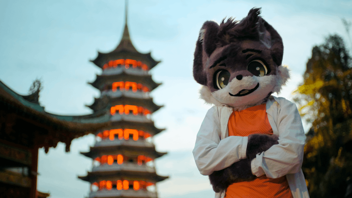 > "Doctor" Jinhai Miao:

> 『Jinhai (the adventurer) is a field scientist specializing in anthropology, exploration, and sports.』

>『Don’t be fooled by the lab coat! He’s certified in NOTHING!』

📷 <a href="/Wofychuu/">Wofy Yems (EssZX) ✨💕🔜 IWAG'25</a>