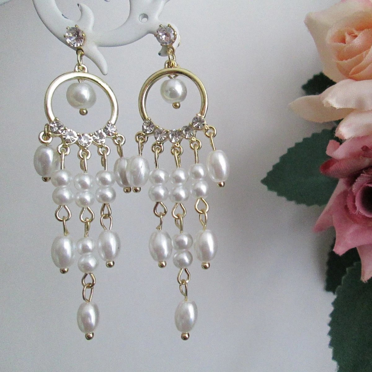 White Baroque Pearl Drop\ Chandelier Earrings or Bracelet with Green Jade.
ebay.co.uk/itm/1450509598…