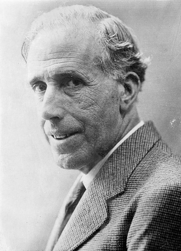 ¿SE PUEDE FRENAR EL AVANCE DE LA ULTRADERECHA? 

¿Se salvará España de la oleada reaccionaria que sacude el mundo? ¿El PP y Vox llegarán a gobernar en una coalición que liquidará derechos y libertades, fomentando la desigualdad, el odio y la división? No es improbable. Y en parte