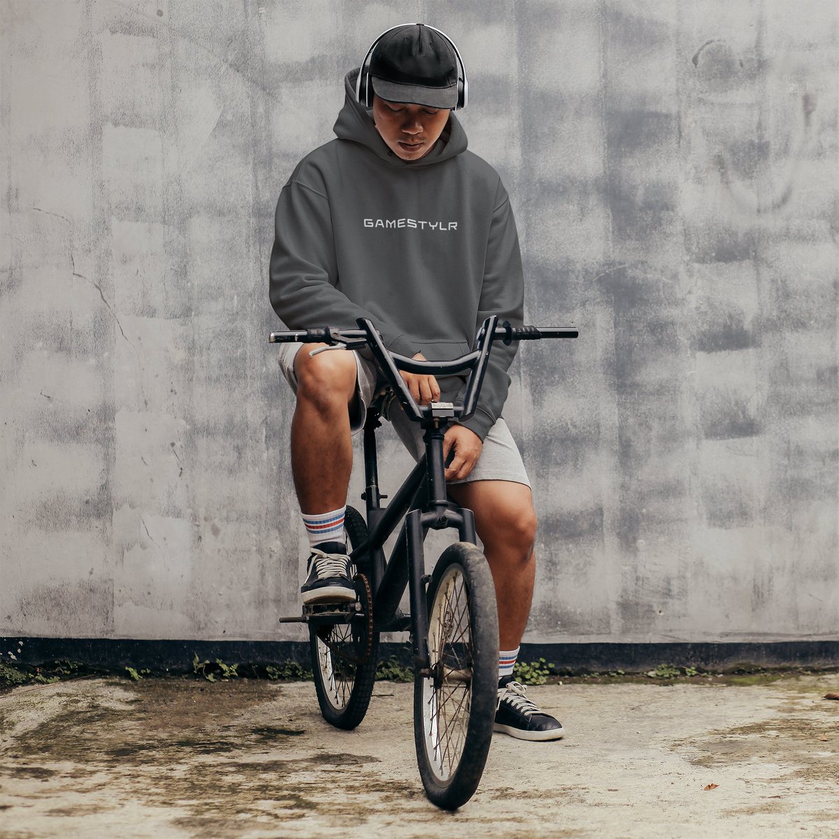 Scoop the #drop
gamestylr.com