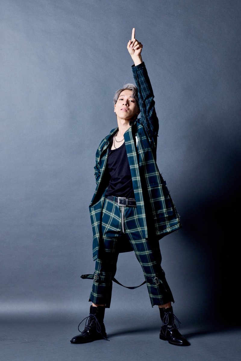 本日夜23時30分よりTikTokにて
カウントダウンします！🌠明日は夢物語です🤗誰が歌ってくれるかな🤗