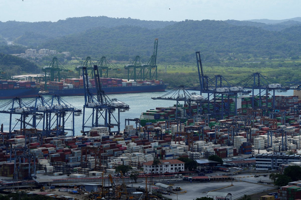 themaritimenet's tweet photo. If courts invalidate CK Hutchison's 25-year concession, Panama may turn over control of its two main Canal ports, Balboa and Cristóbal, to public-private partnerships.
#Maritime #Geopolitics #PanamaCanal #Ports #PortStrategy #SupplyChain #Sea https://t.co/4PfPO2coE3